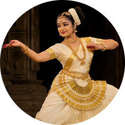 mohiniyattam performance